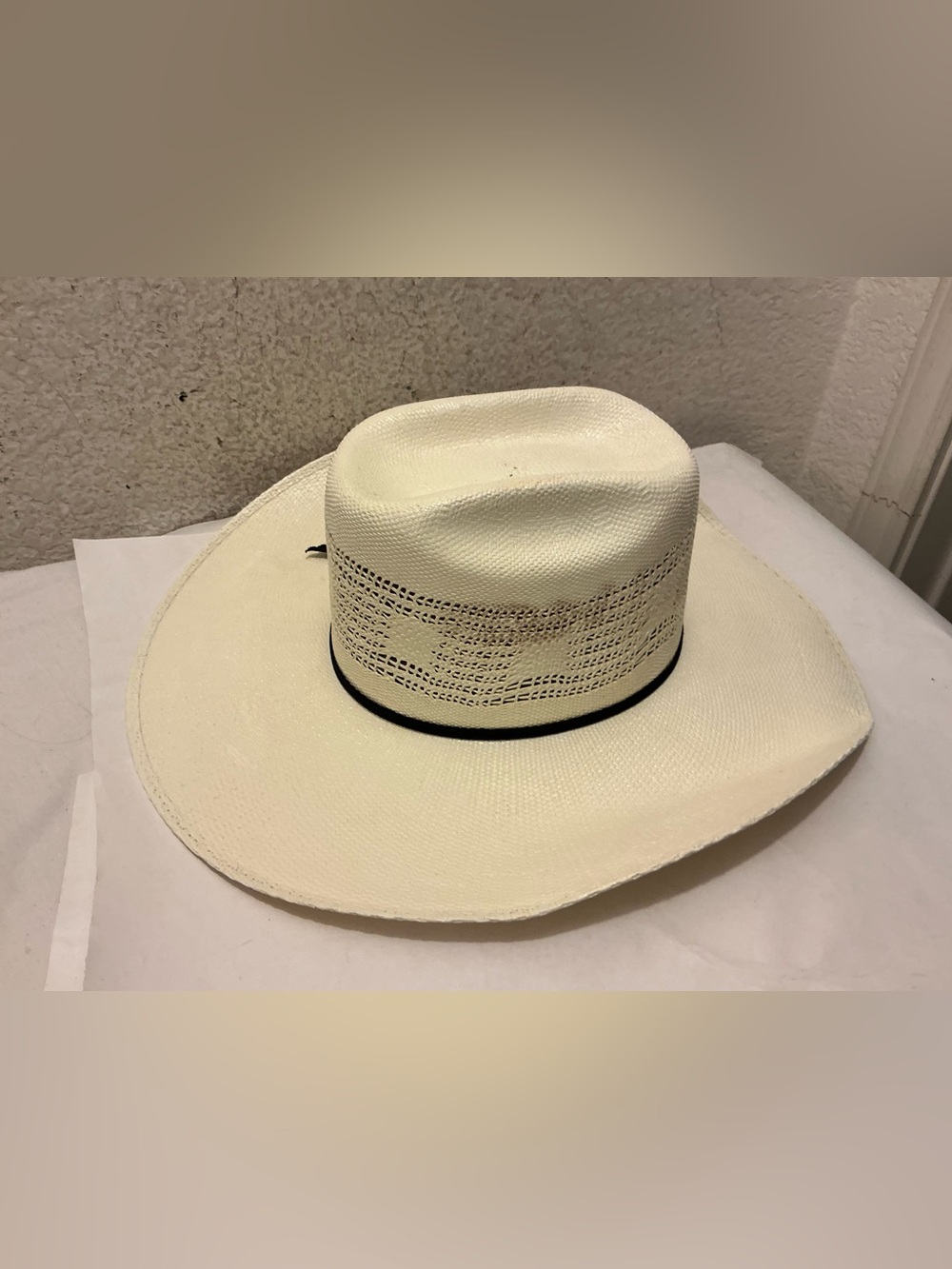 Resistol Cody Johnson Classic Men's bangora  Straw Cowboy Hat -